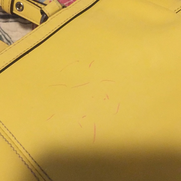 SOLD Coach Light Yellow Purse - Picture 8 of 8